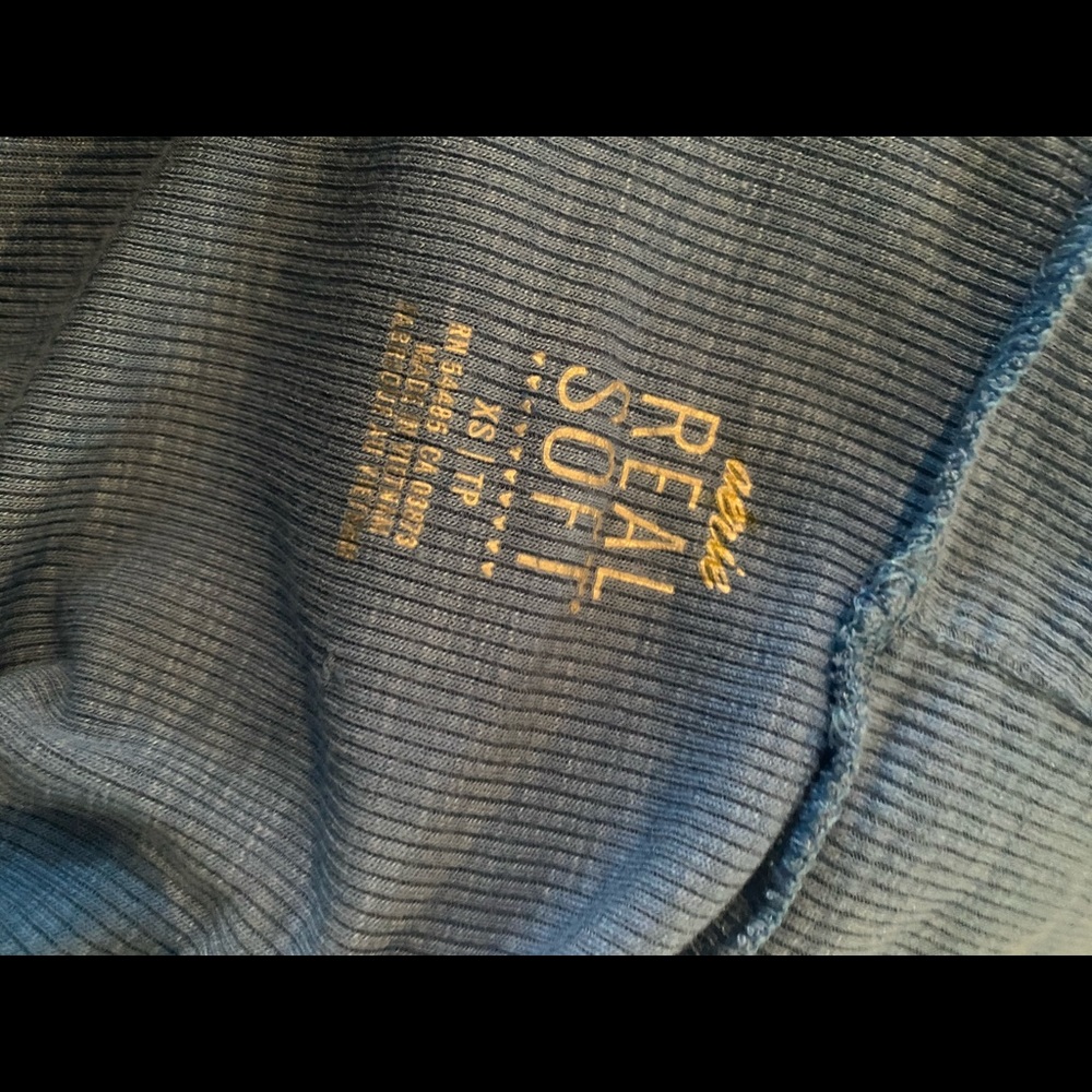 blue turtle neck - Picture 3 of 3
